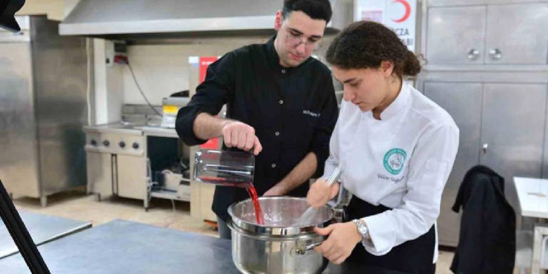 Öğrencilerin ellerinden özel üretim: Ramazan boyunca sofraları süsledi 6